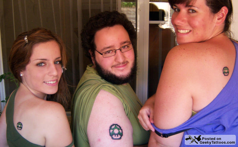 siblings-with-1up-tattoos.png